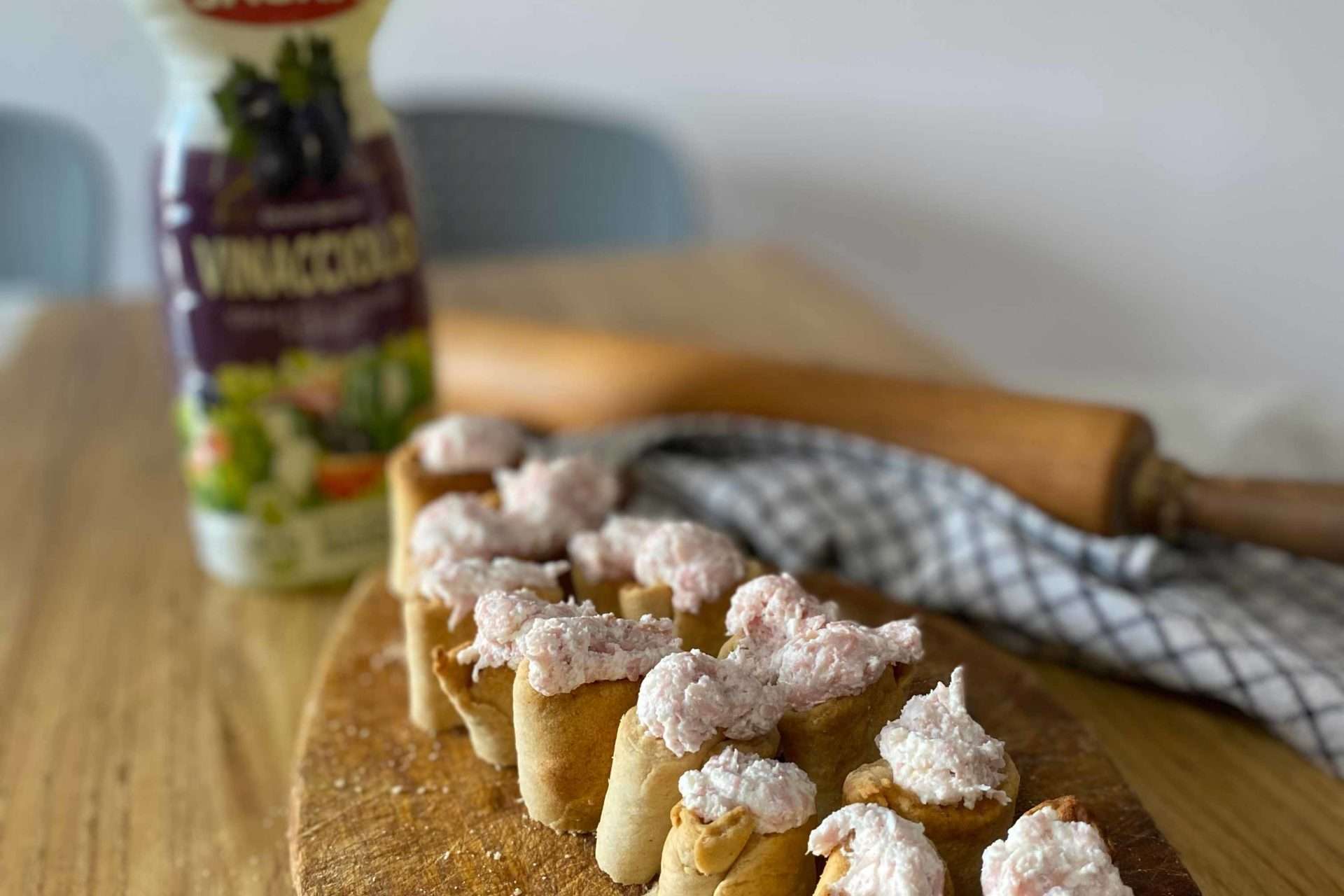 Un’idea sfiziosa per un aperitivo semplice, salutare e allo stesso tempo gustoso.