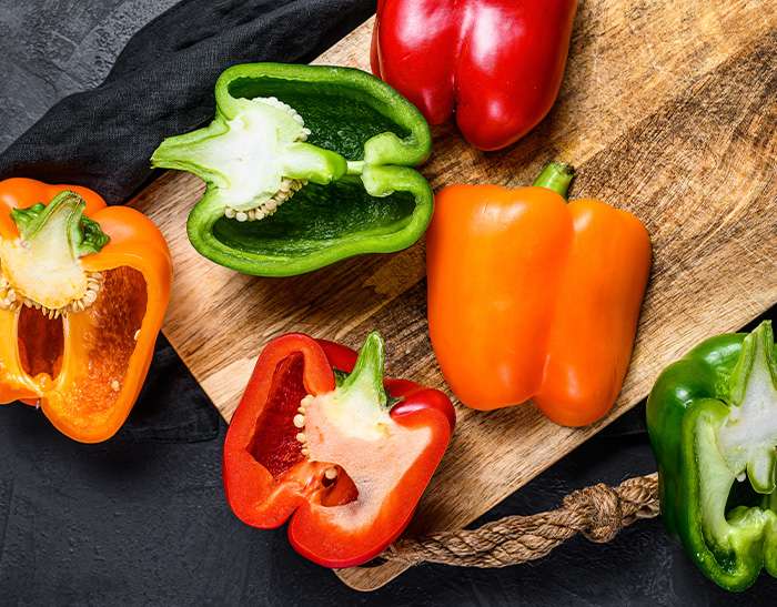 Peperoni sott’olio: la ricetta facile e gustosa per prepararli in casa.