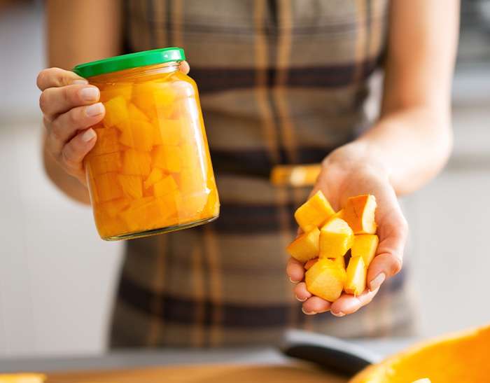 Zucca grigliata sott’olio: la ricetta per la conserva dal sapore autunnale.
